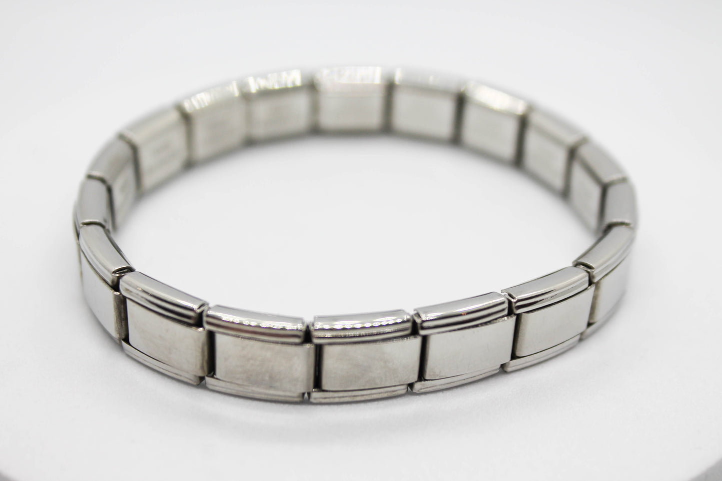 PULSERA ITALIANA, 18CM DE LARGO; TONO PLATEADO EFECTO ESPEJO