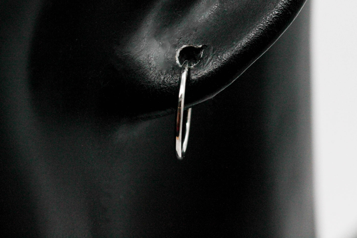 ARRACADA DELGADA TIPO PIERCING 1X15MM, TONO PLATEADO