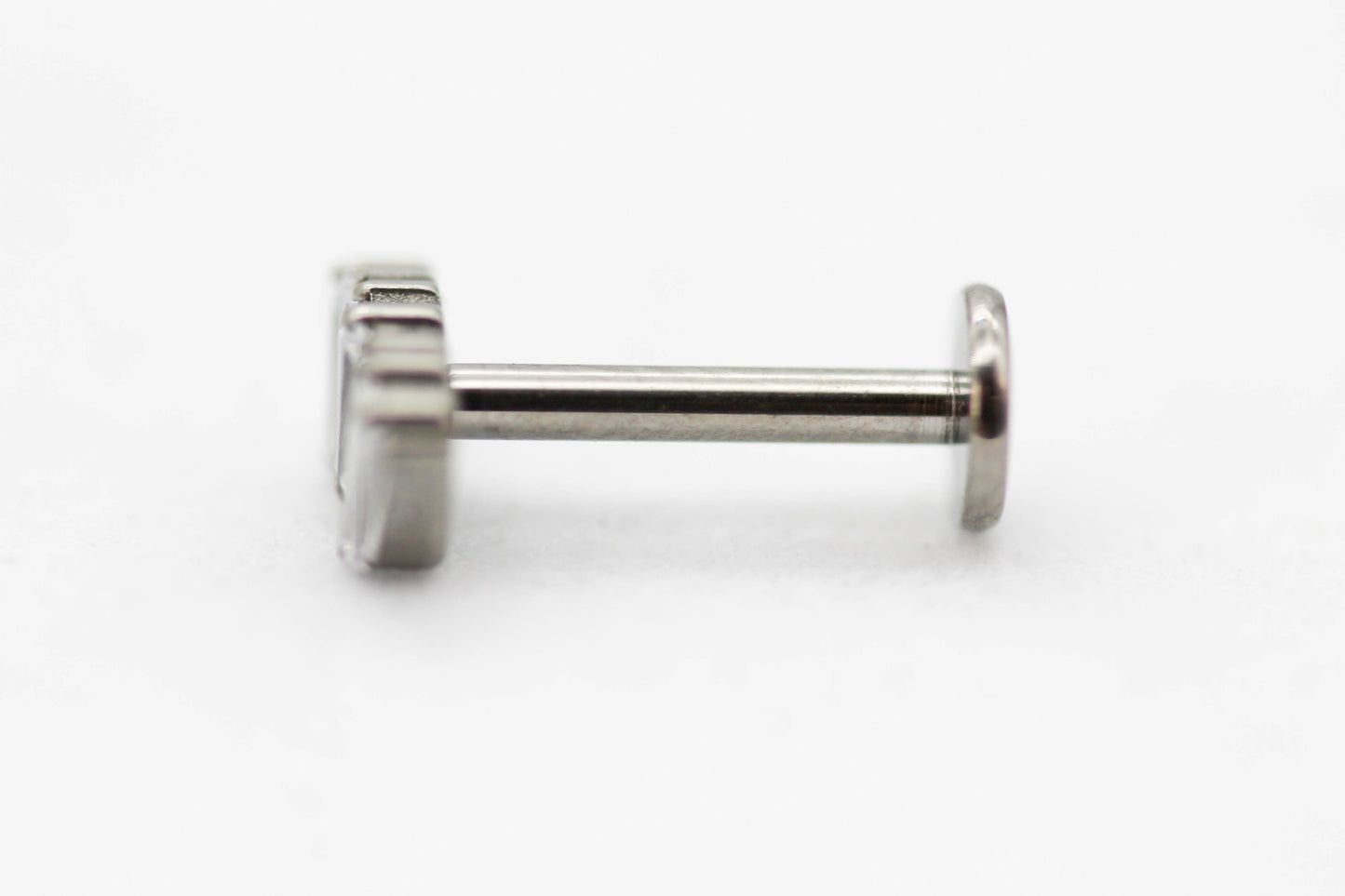 PIERCING TRES CIRCONIAS RECTANGULARES; PLATEADO