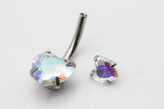 PIERCING OMBLIGO 8 Y 5MM CORAZON CIRCONIAS TORNASOL; TONO PLATEADO