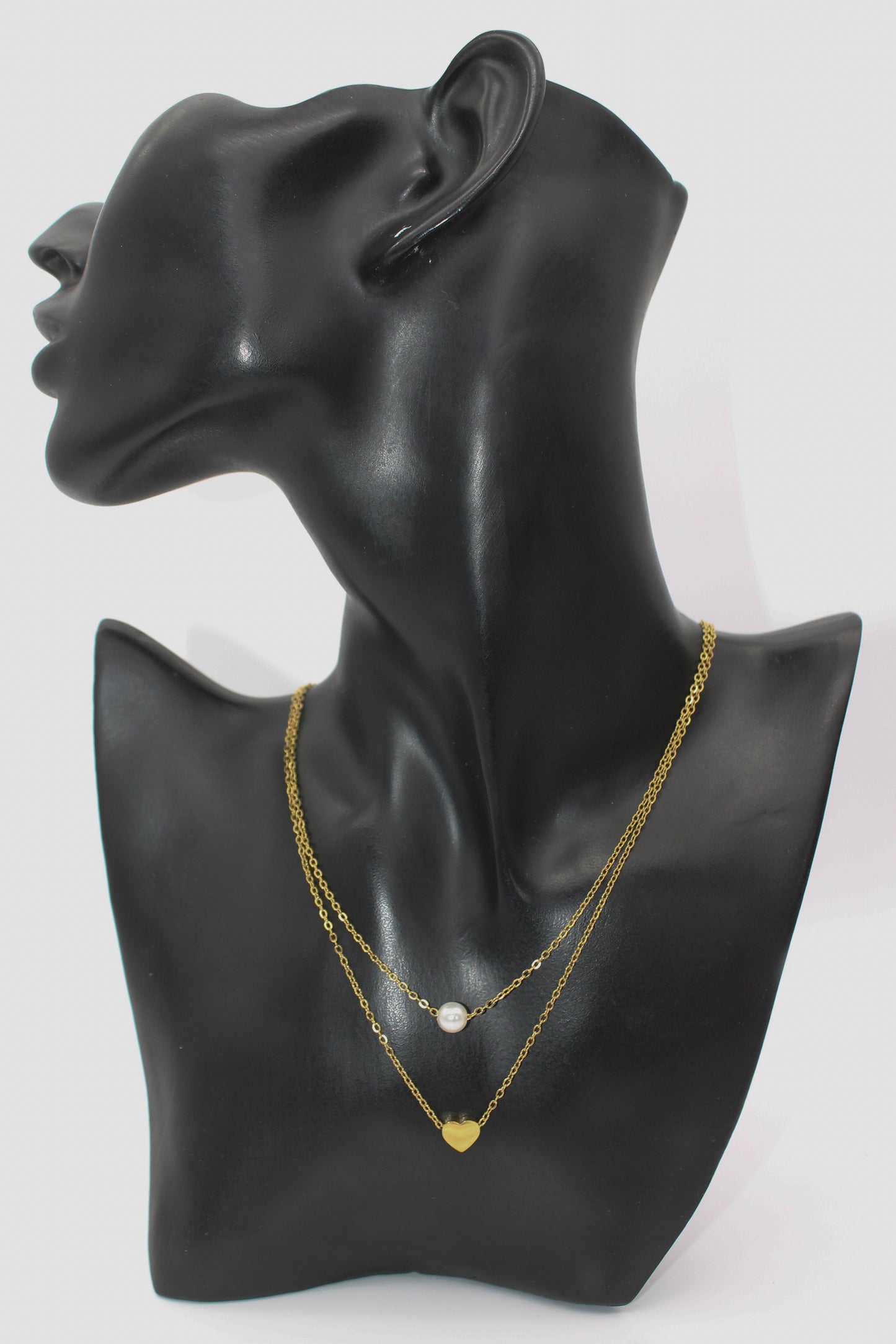 COLLAR DOBLE PERLA SINTETICA 40CM DE LARGO CORAZON 44CM - DIJES 7MM, TONO DORADO