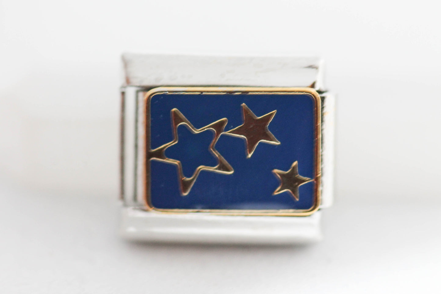 CHARM 3 ESTRELLAS FONDO AZUL REY; PULSERA ITALIANA