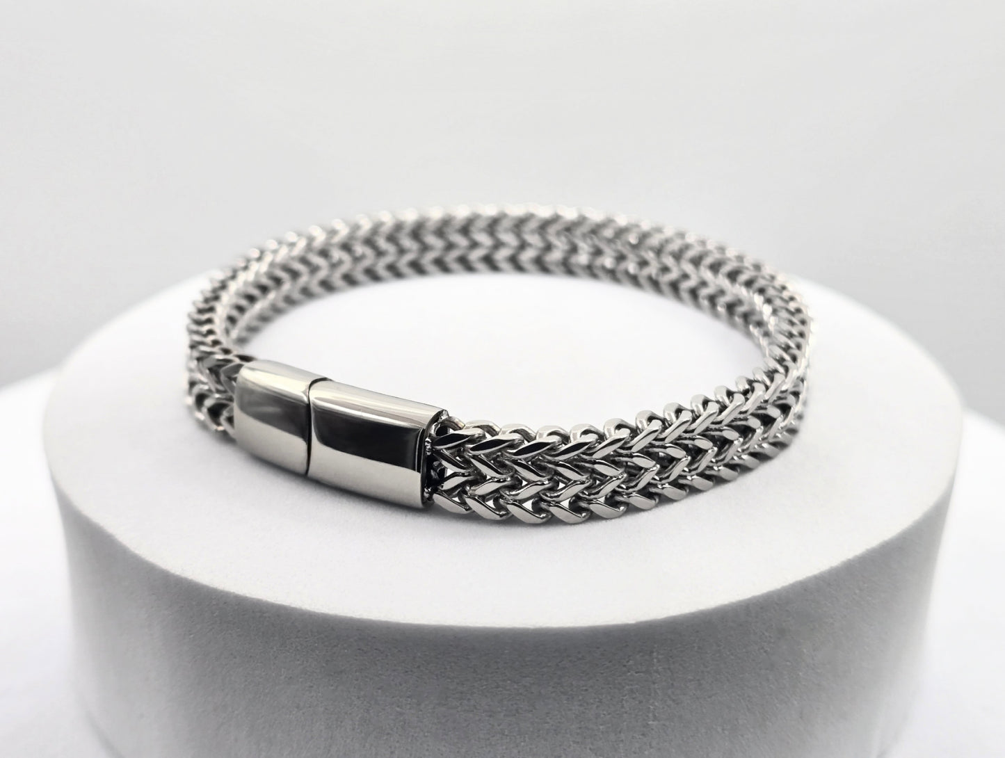 PULSERA CABALLERO CADENA DOBLE ESPIGA 21CMS LARGO; 9 X 4MM ANCHO; TONO PLATEADO