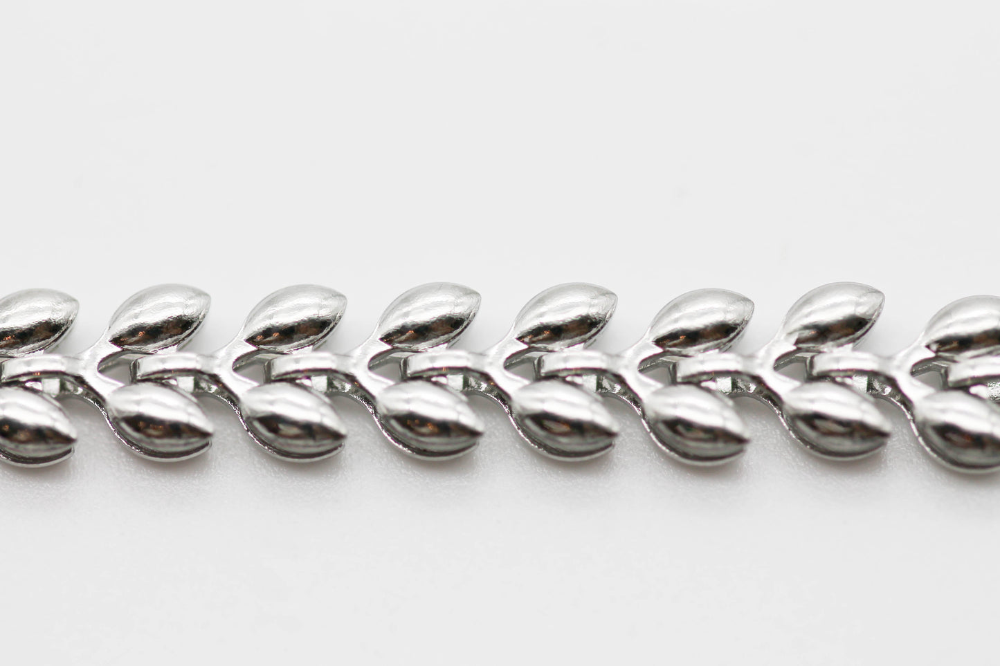TOBILLERA ESPIGAS 22CM + 5CM EXTENSION X 5MM, TONO PLATEADO