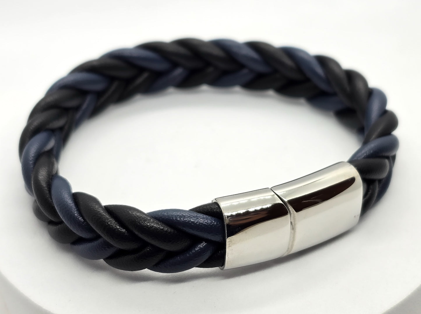 PULSERA CABALLERO PIEL TRENZADA NEGRO/AZUL; BROCHE ACERO PLATEADO