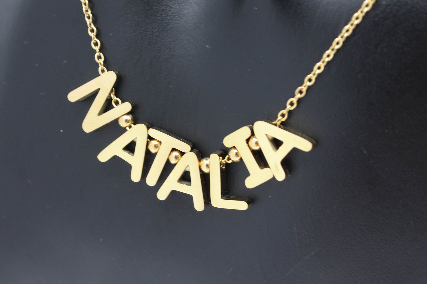 COLLAR PERSONALIZADO 7 PZAS TONO DORADO