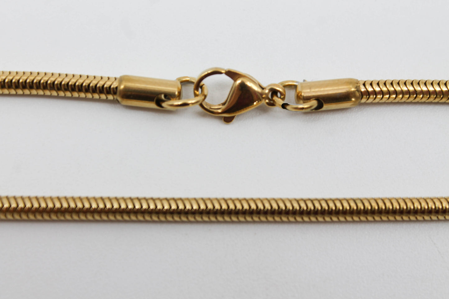 CADENA CUERPO DE SERPIENTE 4MM X 44CMS, TONO DORADO
