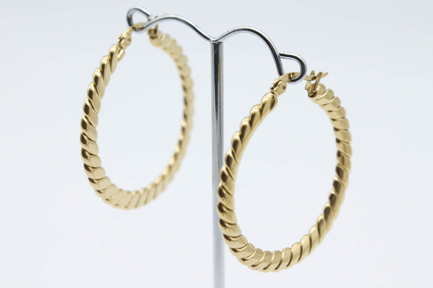 ARRACADA TORSAL 40 MM, TONO DORADO