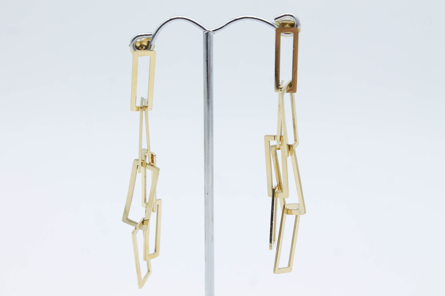ARETES RECTANGULOS 2 TIRAS, 6.5 CM LARGO, TONO DORADO