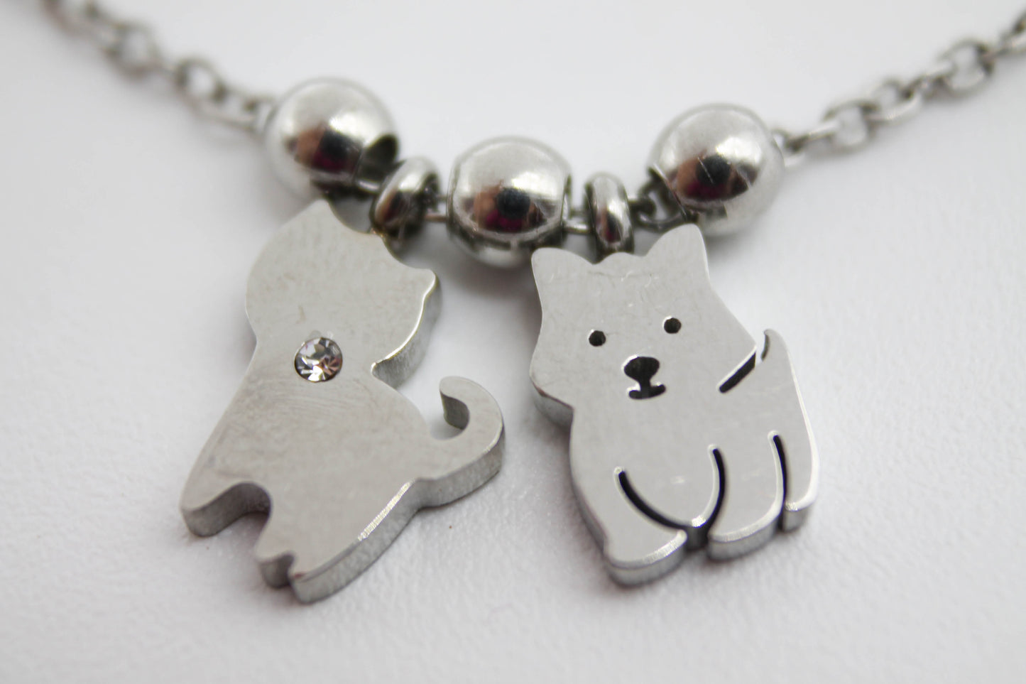 COLLAR PERSONALIZADO 2 PZAS (3 ESFERAS) TONO PLATEADO