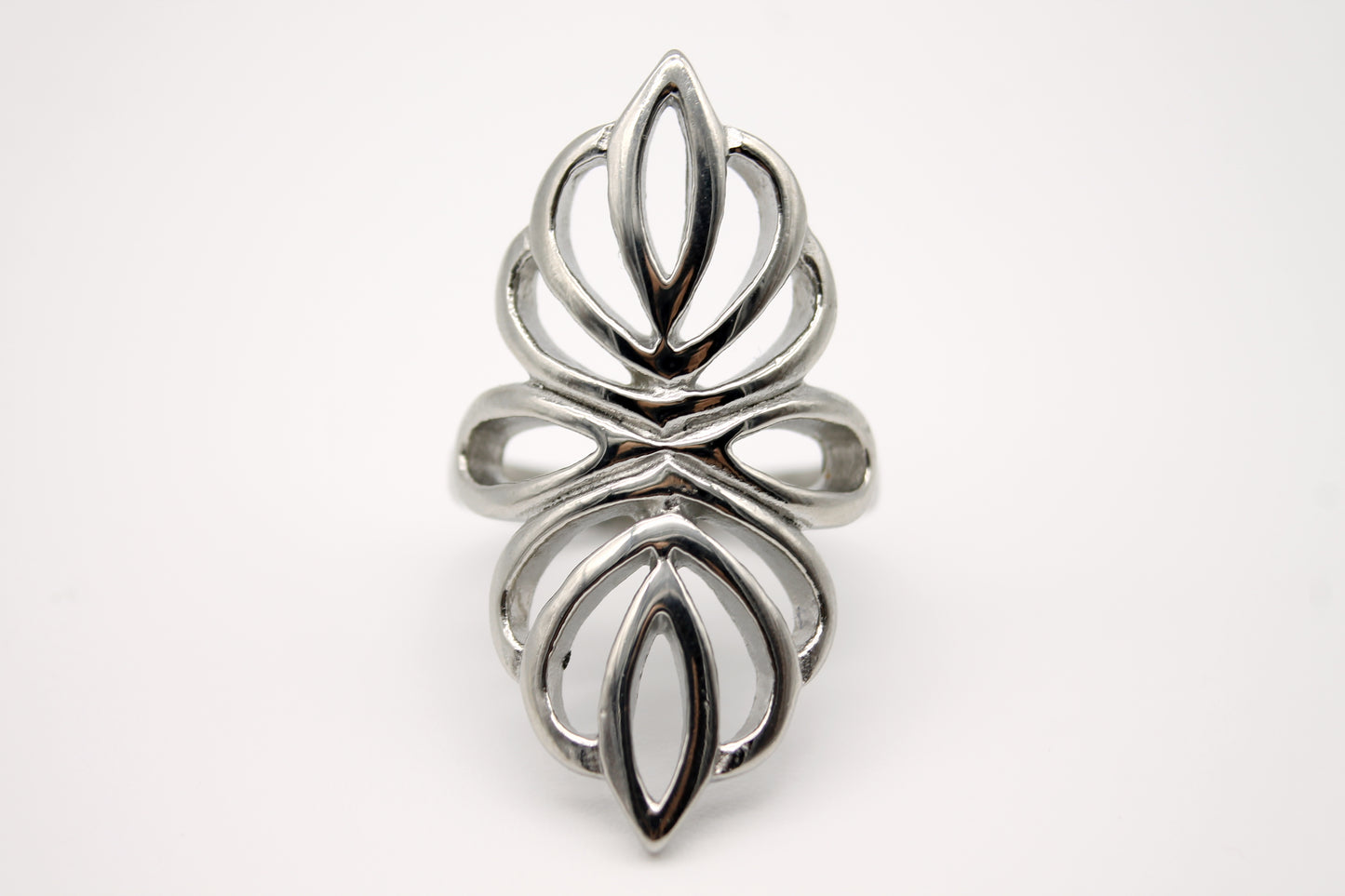 ANILLO FLOR DE LOTO DORADO PLATEADO ACERO QUIRURGICO INOXIDABLE 316L REGALO MUJER DETALLE CALIDAD PRODUCTOS DE IMPORTACIÓN GUADALAJARA MÉXICO ENVÍOS DAMA JUVENIL MODA TENDENCIA DISEÑO GARANTÍA