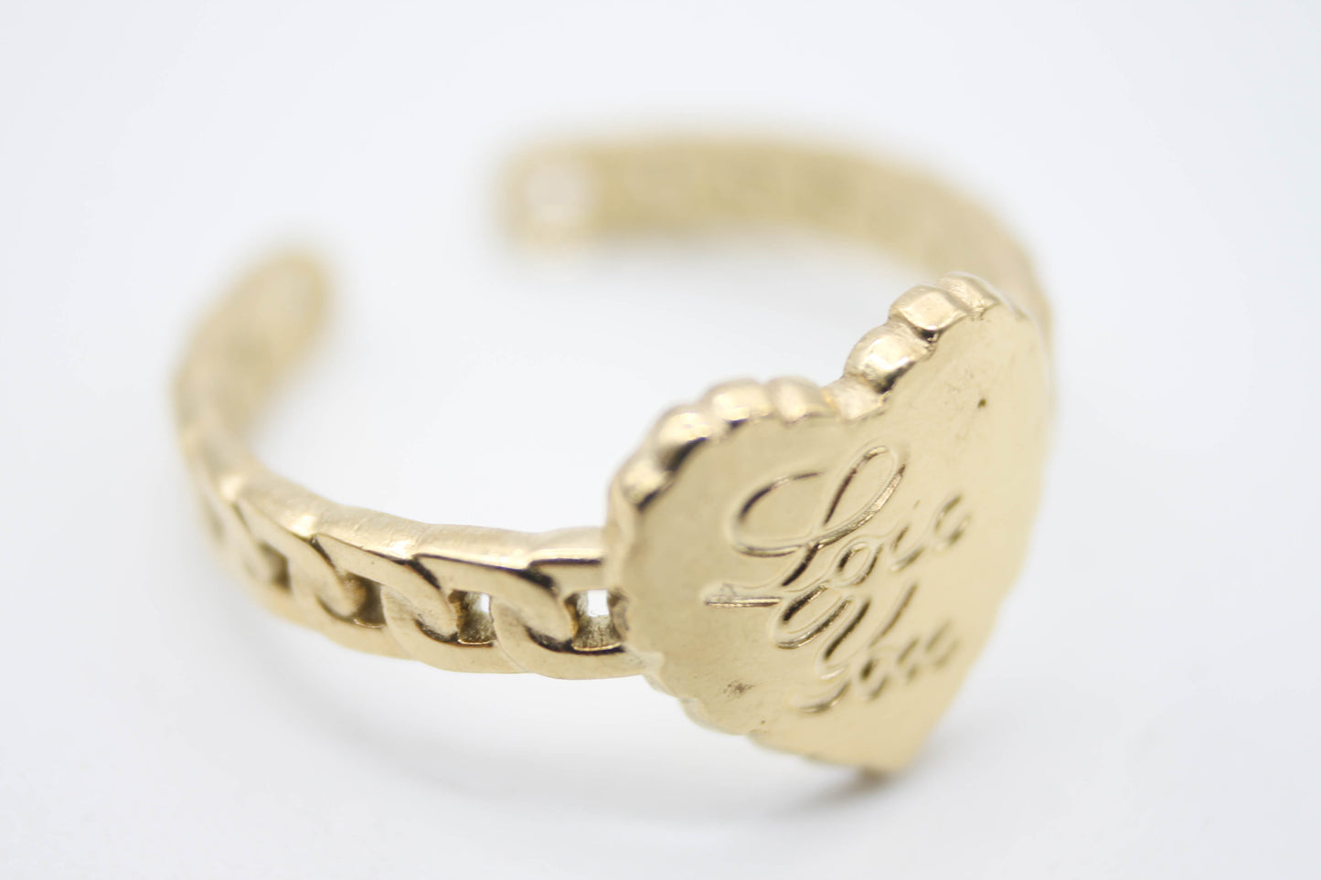 ANILLO CORAZON "LOVE YOU" ESLABONES DELGADOS AJUSTABLE; TONO DORADO