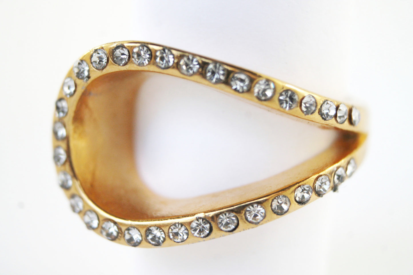 ANILLO ONDA CON CIRCONIAS