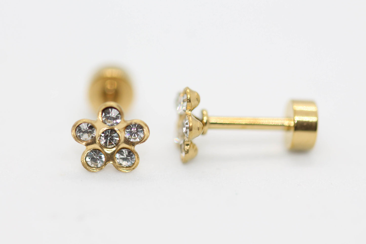 BROQUELES FLOR CON 6 CIRCONIAS 6MM TOPE DE ROSCA; TONO DORADO
