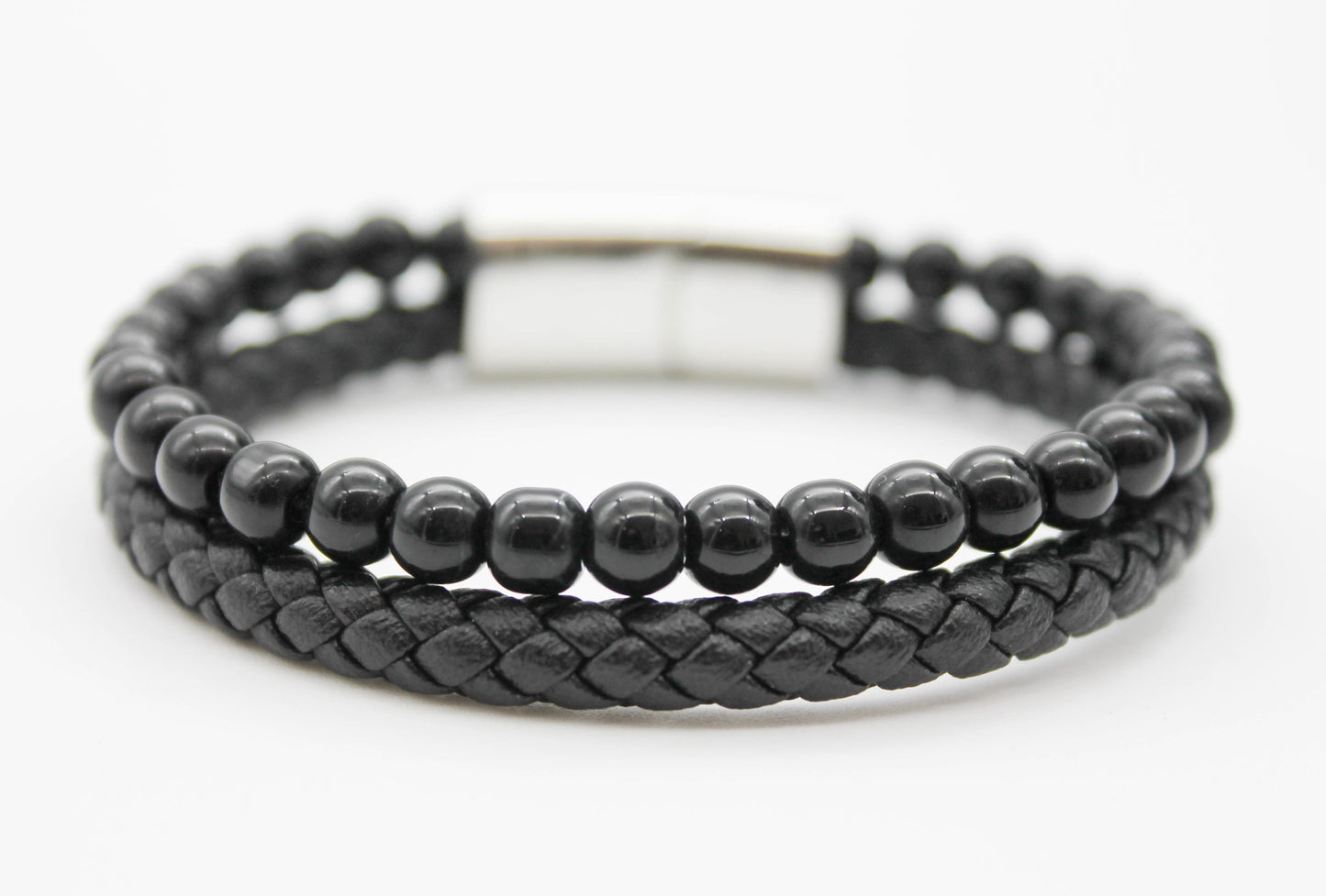 PULSERA CABALLERO PIEL 2-1 TRENZA Y ESFERAS NEGRAS; BROCHE PLATEADO