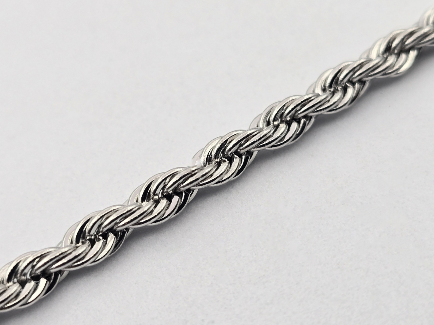CADENA TORSAL 5MM X 60CMS; TONO PLATEADO
