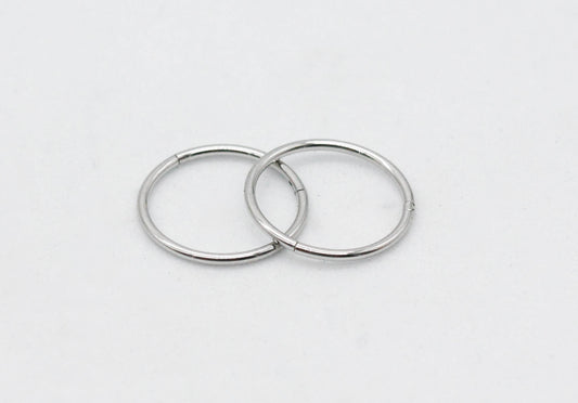 ARRACADA DELGADA TIPO PIERCING 1X15MM, TONO PLATEADO
