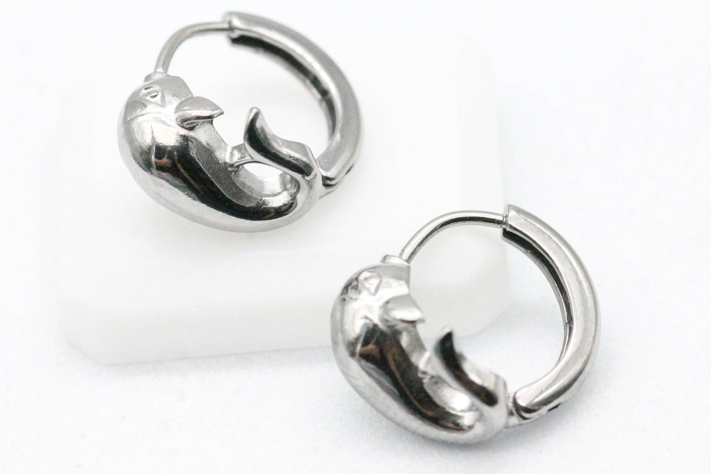 HUGGIES DELFINES 15MM; TONO PLATEADO