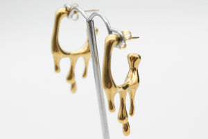 ARETES DERRETIDO, TONO DORADO 33MM