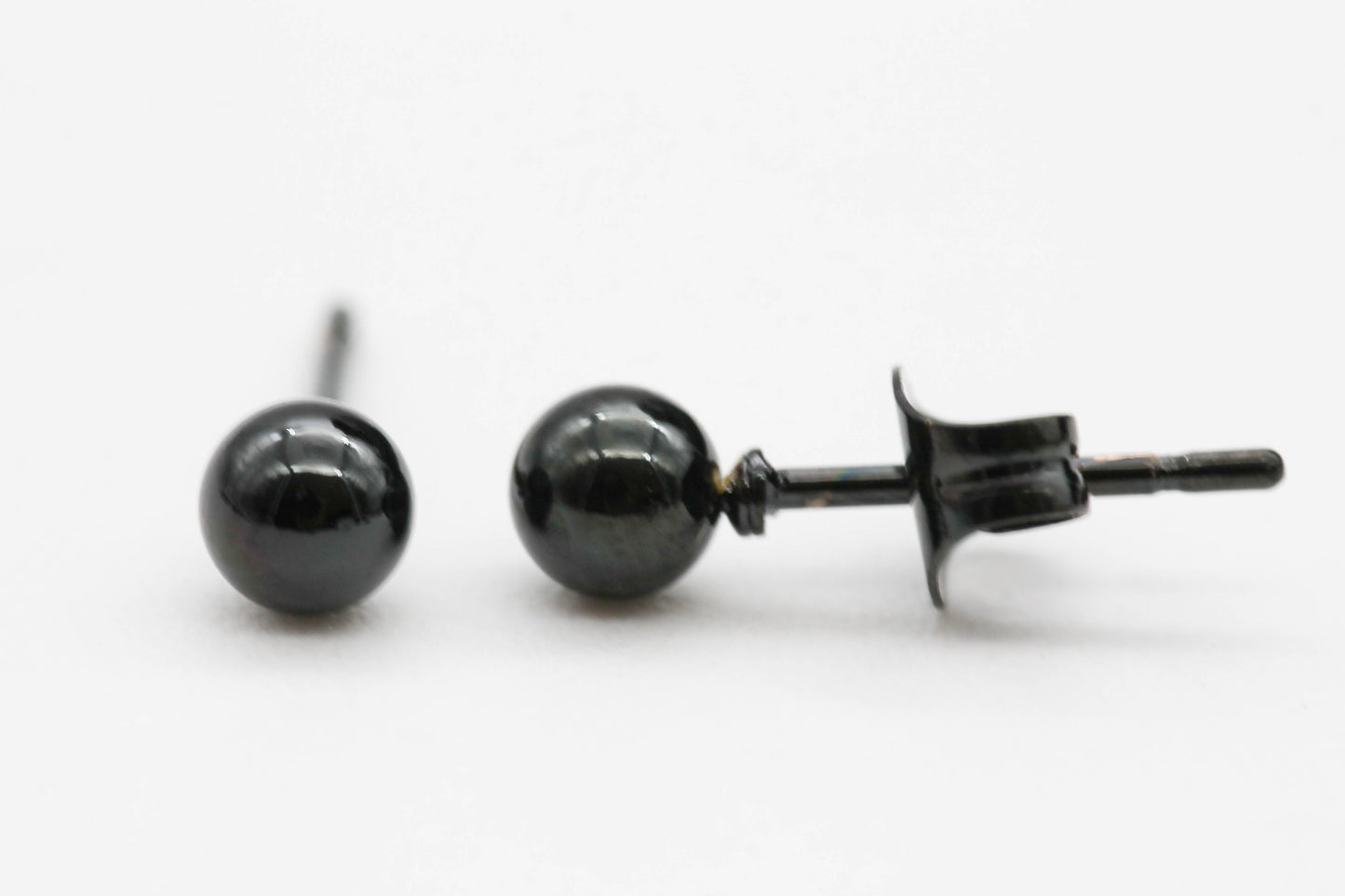 BROQUEL ESFERA NEGRA 4 MM