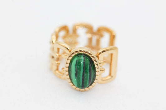 PIERNCIG FALSO/ CONCIENCIA ESLABONES CUADRADOS ABRAZADOS PIEDRA MALAQUITA 7MM DE ANCHO , TONO DORADO