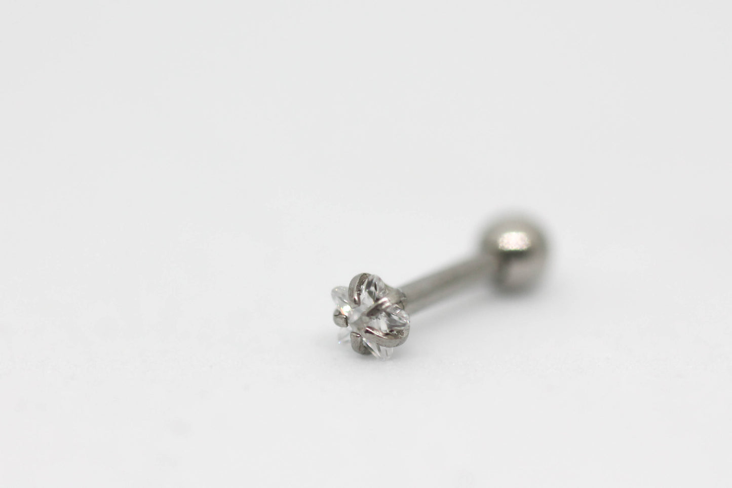 PIERCING CIRCONIA ESTRELLA 3MM; TONO PLATEADO