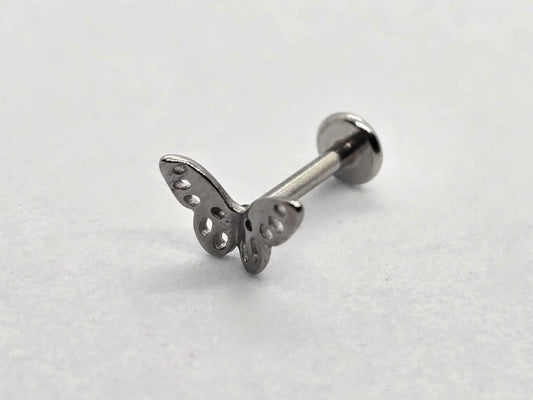 PIERCING MARIPOSA TROQUELADA; TONO PLATEADO