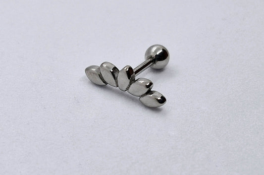 PIERCING 5 HOJAS EN CURVA; TONO PLATEADO