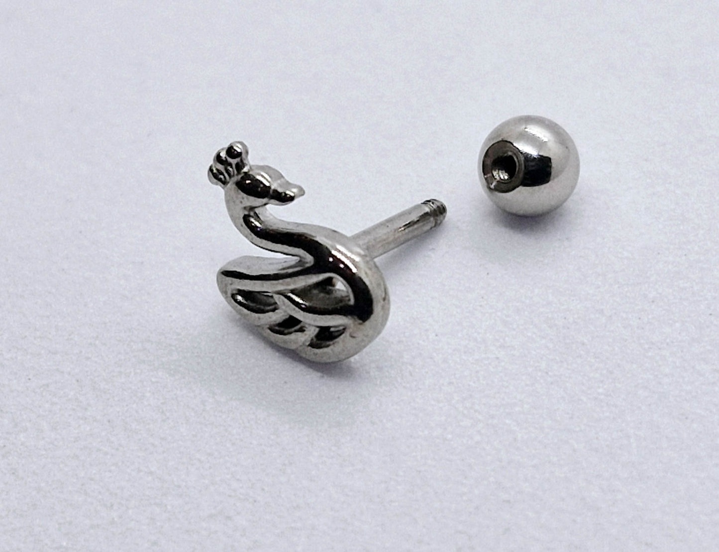 PIERCING CISNE; TONO PLATEADO