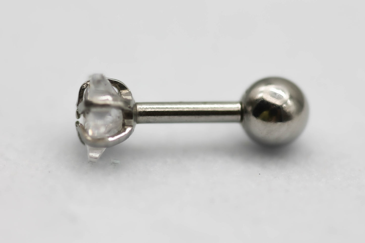 PIERCING CIRCONIA ESTRELLA 5MM; POSTE PLATEADO