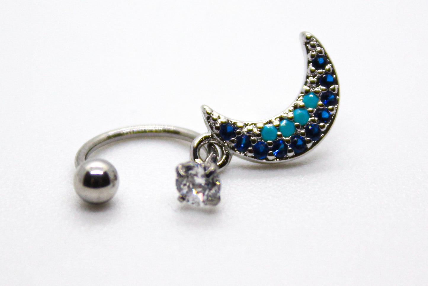 PIERCING CURVO CON LUNA; TONO PLATEADO