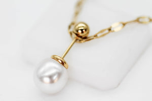 COLLAR CADENA ESLABON PLANO PERLA SINTETICA, TONO DORADO