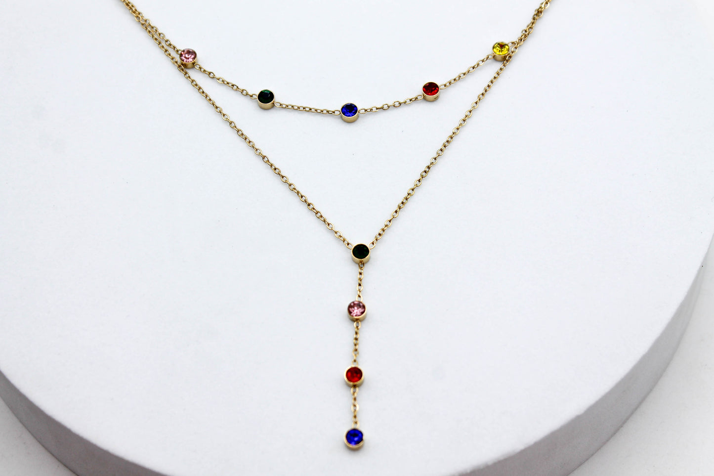 COLLAR DOBLE CIRCONIAS COLORES; TONO DORADO