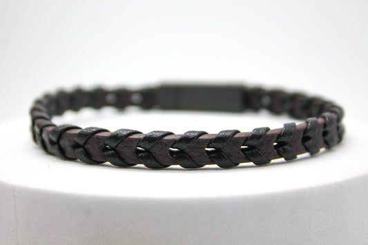 PULSERA CABALLERO PIEL ESPIGAS CAFE; BROCHE ACERO NEGRO