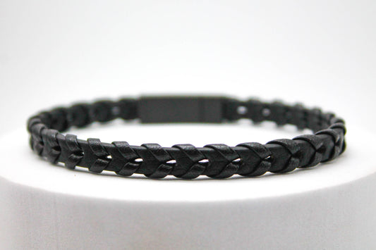 PULSERA CABALLERO PIEL ESPIGAS NEGRA; BROCHE ACERO NEGRO