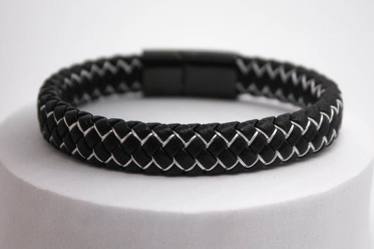 PULSERA CABALLERO PIEL TRENZA 12MMGROSOR HILO NYLON BLANCO; BROCHE NEGRO