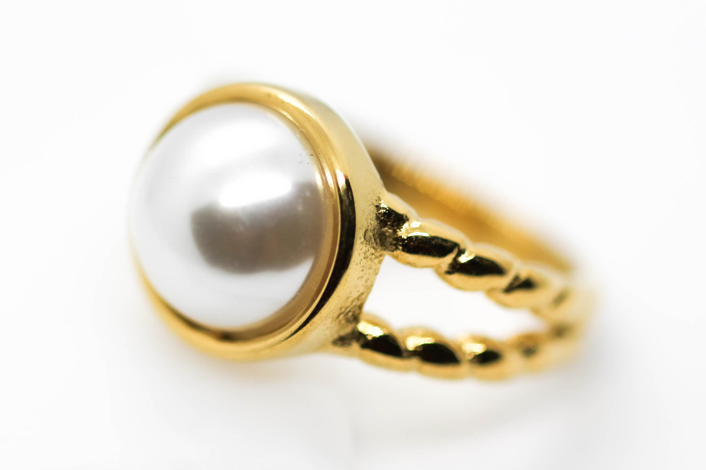 ANILLO MEDIA PERLA 12MM; TONO DORADO