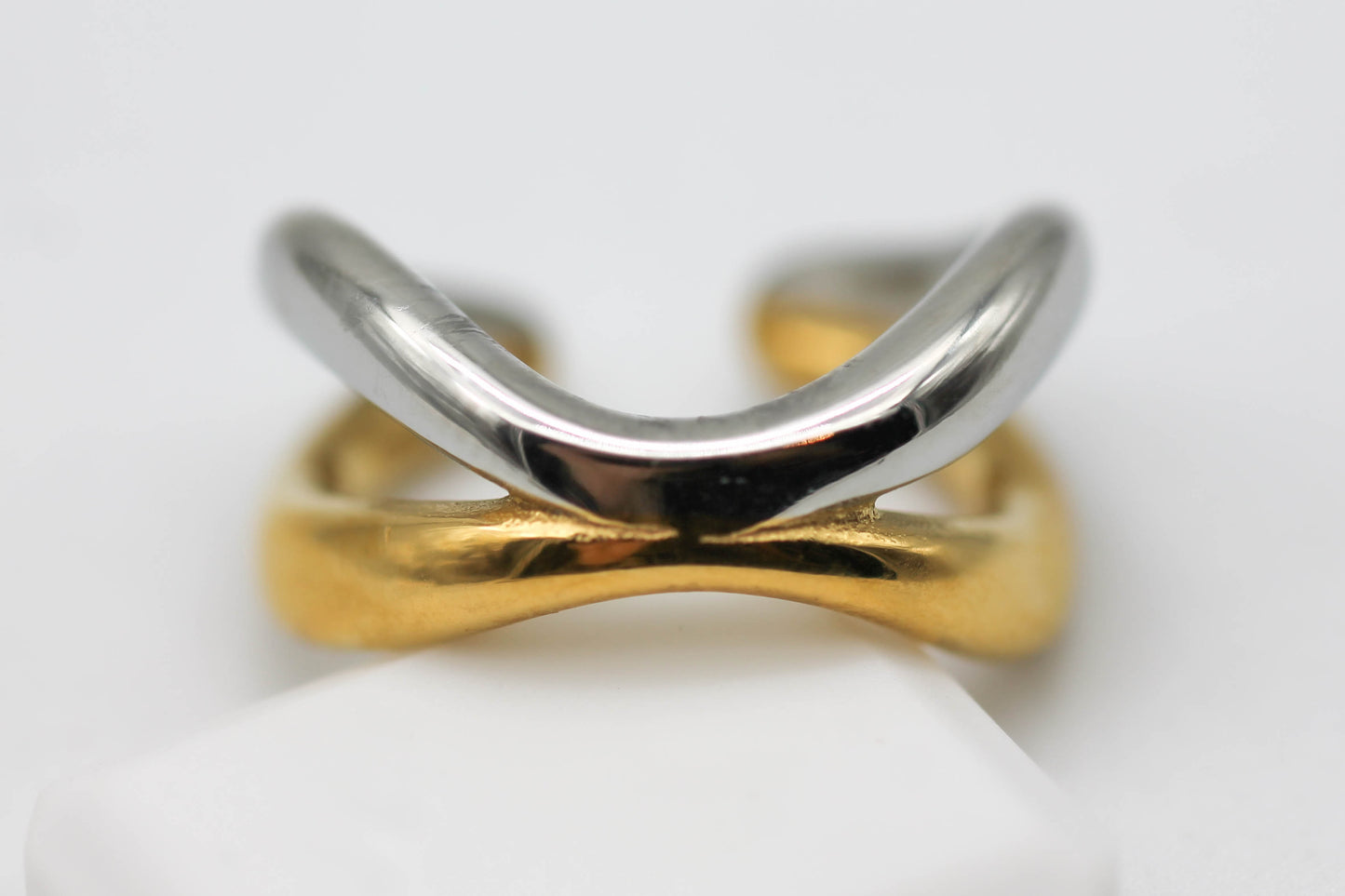 ANILLO ABIERTO AJUSTABLE DOBLE ONDA PLATEDO/DORADO