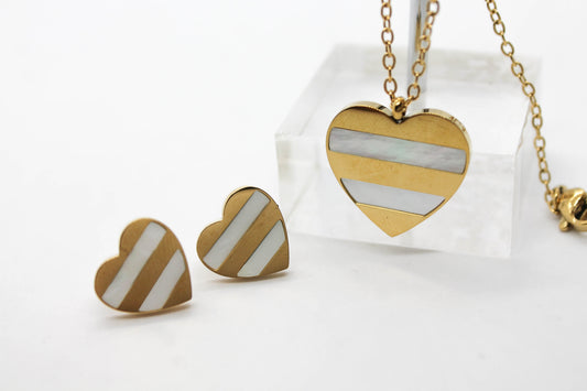 SET CORAZON BARRAS HORIZONTALES MADRE PERLA; TONO DORADO