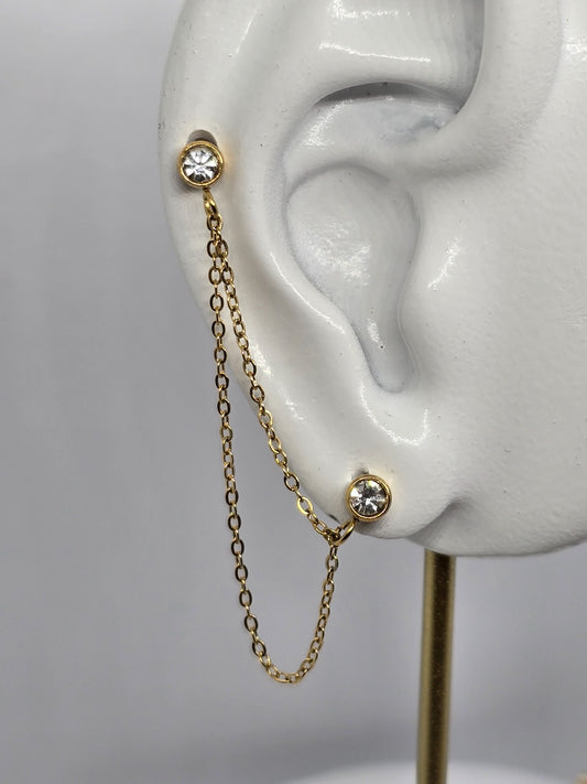 *ARETE / PIERCING DOBLE CON CADENAS CIRCONIAS BLANCAS*