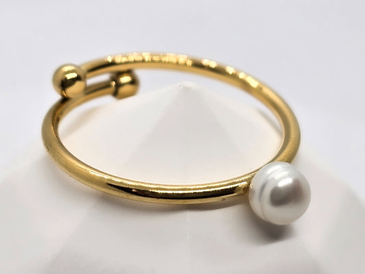 ANILLO AJUSTABLE PERLA DE RIO 5MM; TONO DORADO