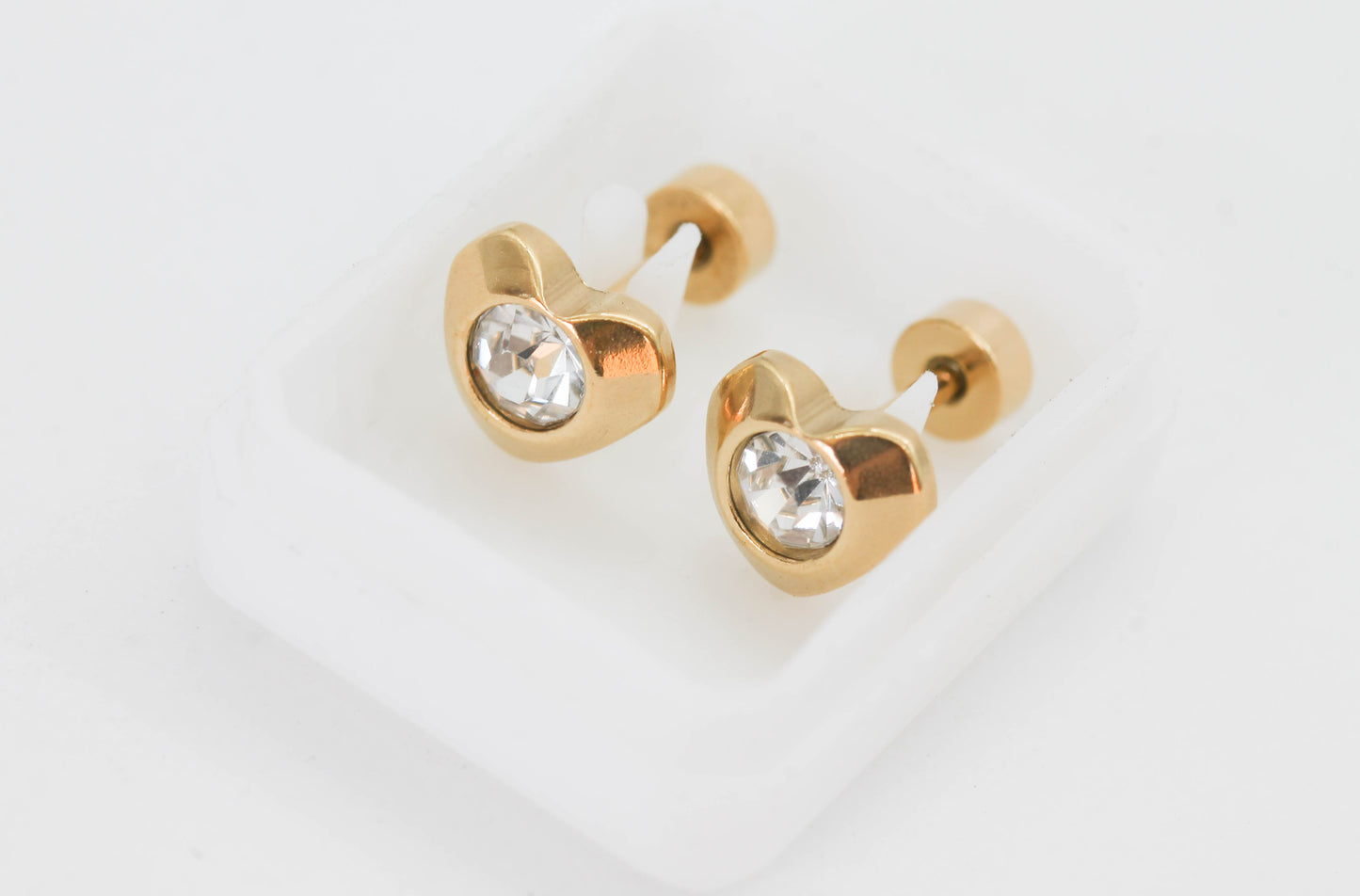BROQUEL CORAZON CIRCONIA CON TOPE DE ROSCA, TONO DORADO