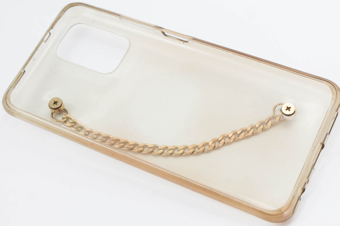 COLGANTE PARA CELULAR CADENA BARBADA