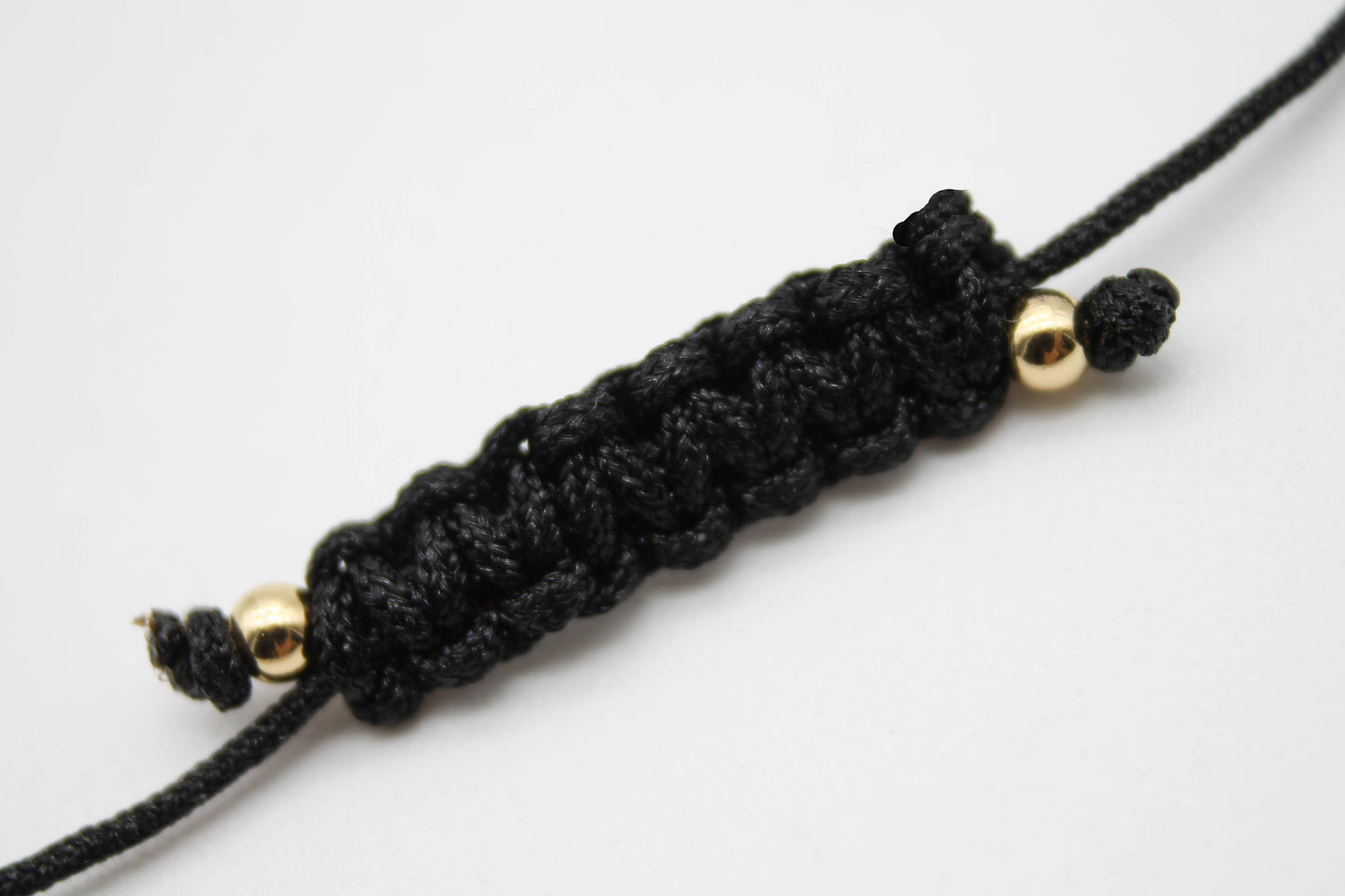 PULSERA PERSONALIZADA HILO NEGRO