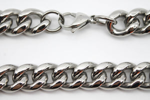 CADENA BARBADA GRUESA ESLABONES  DORADO PLATEADO ACERO QUIRURGICO INOXIDABLE 316L REGALO MUJER DETALLE CALIDAD PRODUCTOS DE IMPORTACIÓN GUADALAJARA MÉXICO ENVÍOS DAMA JUVENIL MODA TENDENCIA DISEÑO GARANTÍA HOMBRE CABALLERO