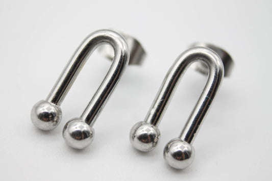 *ARETES  ESLABON ESCALONADO PLATEADO*