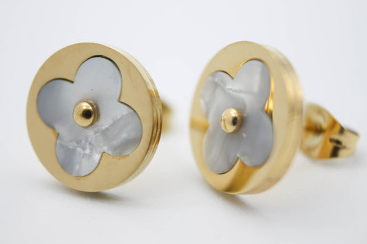 BROQUELES "LV" MADRE PERLA 12 MM, TONO DORADO