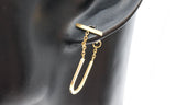 ARETES BARRA Y CADENA "U", TONO DORADO