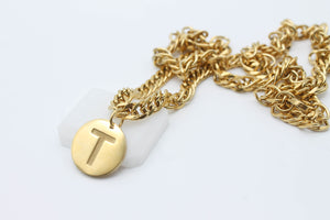 COLLAR LETRA INICIAL DORADO PLATEADO ACERO QUIRURGICO INOXIDABLE REGALO MUJER CADENA DETALLE CALIDAD PRODUCTOS DE IMPORTACIÓN GUADALAJARA MÉXICO ENVÍOS DAMA JUVENIL MODA TENDENCIA DISEÑO GARANTÍA 