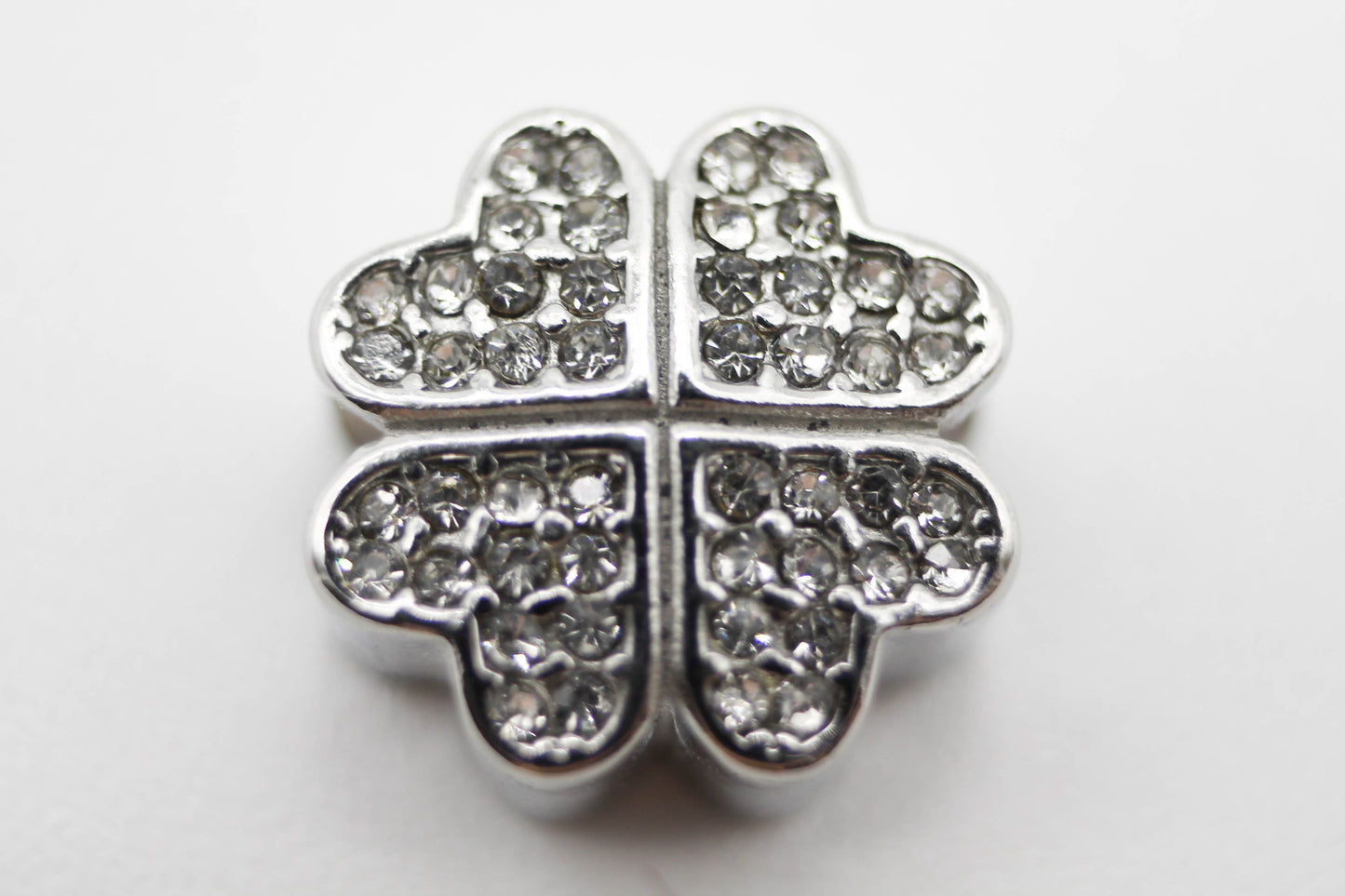 CHARM TREBOL CIRCONIAS